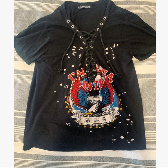 GRAPHIC TEE❤️ - Picture 4 of 4